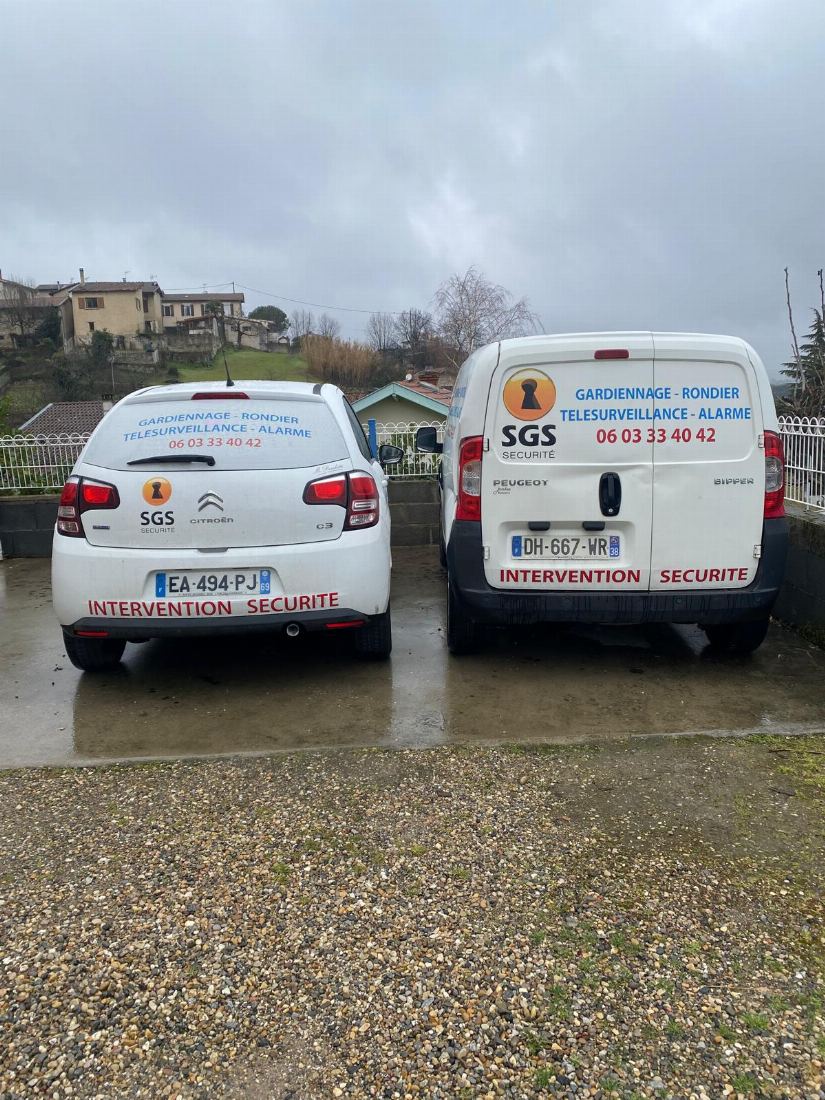 Véhicules d'intervention SGS Sécurité